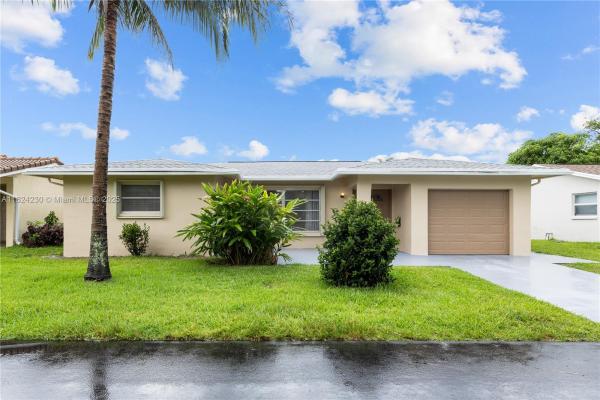 Mainlands Of Tamarac Lakes, 7312 NW 58th Ct, Tamarac, Florida 33321, image 1