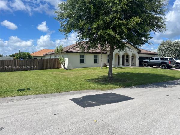 13202 SW 216th Ter, Miami, Florida 33170, image 1
