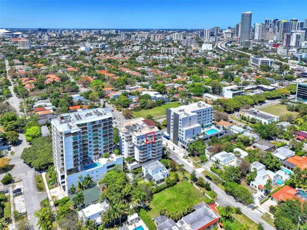 Marquis Of Coral Way, 280 SW 20 Rd #904, Miami, Florida 33129, image 1