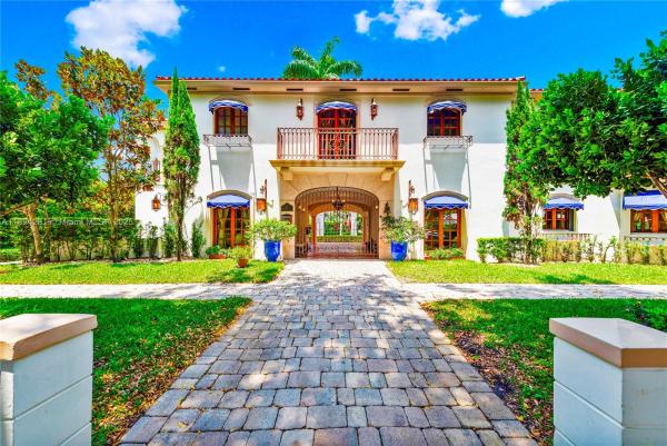 Coconut Grove, 111 Aledo Ave, Coral Gables, Florida 33134, image 1