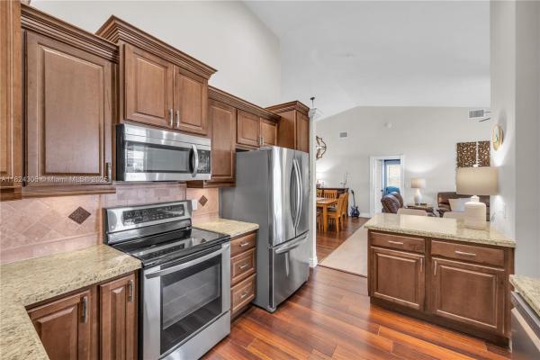 Siena Oaks, 10186 Balsa Way, Palm Beach Gardens, Florida 33410, image 3