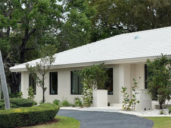 Pinewood Estates, 8845 SW 176th Ter, Palmetto Bay, Florida 33157, image 1