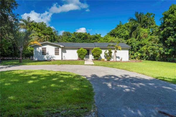 Martha Bright Farms, 10901 SW 31st St, Davie, Florida 33328, image 1