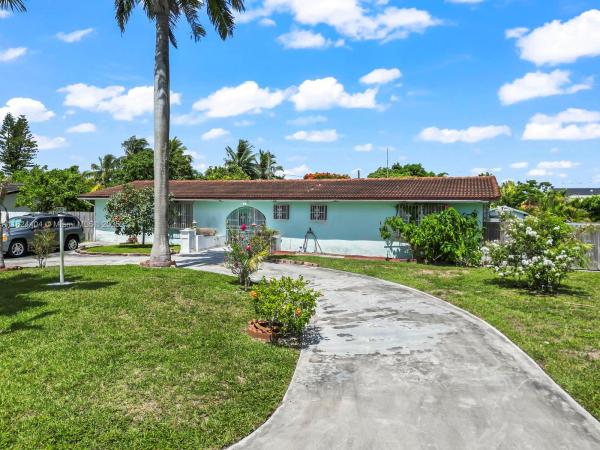 The Banyan Drive Estates, 17430 SW 92nd Ct, Palmetto Bay, Florida 33157, image 1
