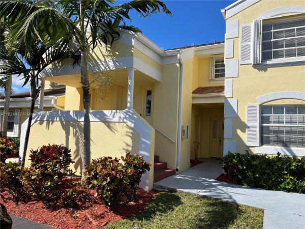 Centergate, 2520 SE 19th Pl #202-B, Homestead, Florida 33035, image 1