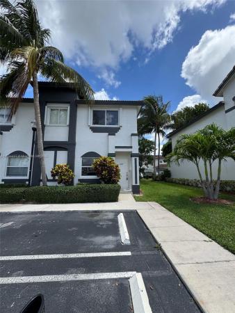 2227 SE 23rd Ter #2227, Unincorporated Dade County, Florida 33035, image 1