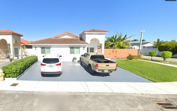 8905 NW 112th St, Hialeah, Florida 33018, image 1