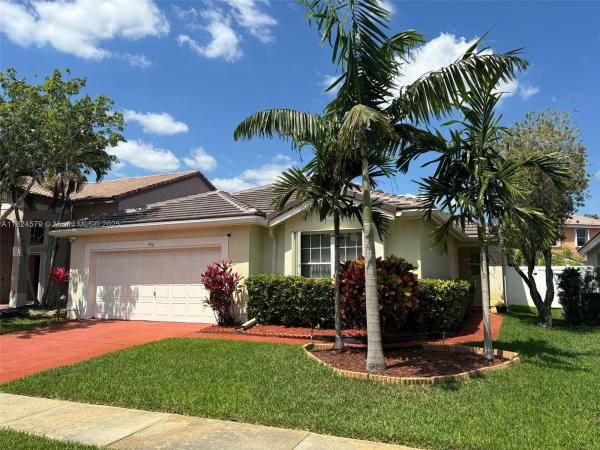 Coconut Cove At Silver Lakes, 530 SW 182nd Way, Pembroke Pines, Florida 33029, image 1