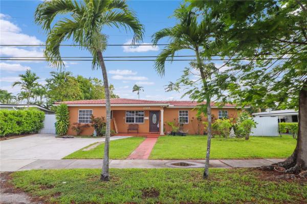 Westwood Lakes Residential, 11265 SW 53rd Ter, Westwood Lakes, Florida 33165, image 3