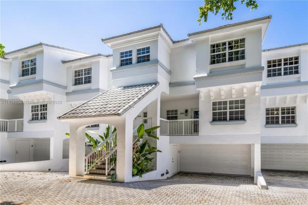Villas Las Olas, 1707 E Las Olas Blvd #4, Fort Lauderdale, Florida 33301, image 1