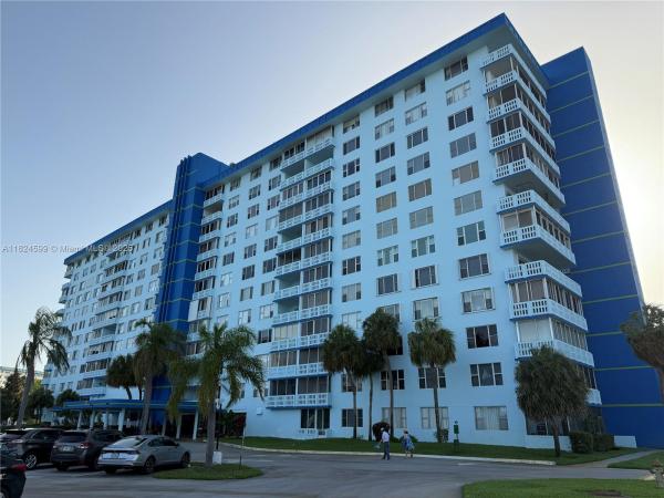 Hillcrest, 4001 Hillcrest Dr #710, Hollywood, Florida 33021, image 1