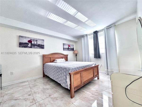 Point East, 2930 Point East Dr #E-309, Aventura, Florida 33160, image 2