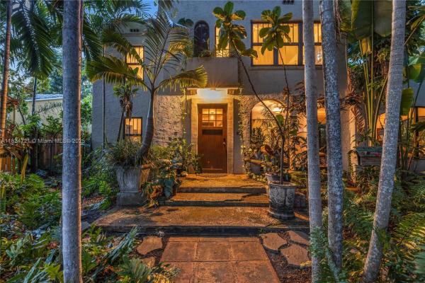 Acadia, 681 NE 70th St, Miami, Florida 33138, image 1