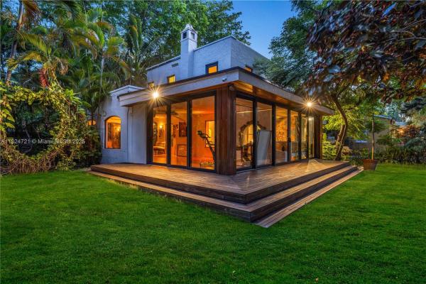 Acadia, 681 NE 70th St, Miami, Florida 33138, image 3