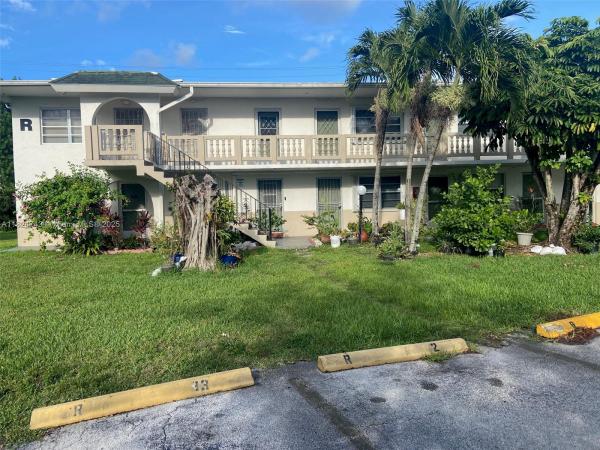 20251 NE 2 Ave #32, Unincorporated Dade County, Florida 33179, image 1