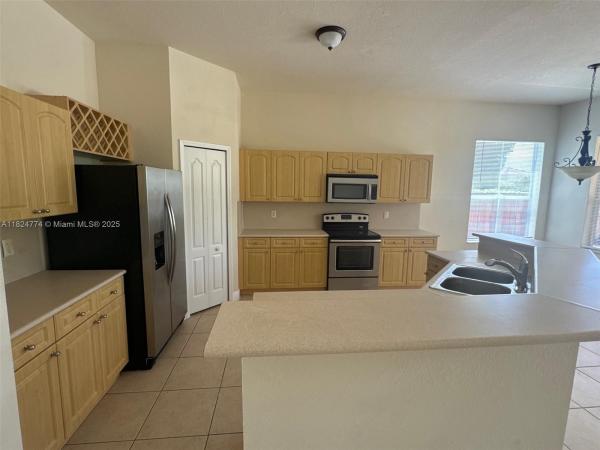 15802 SW 63rd Ter, Miami, Florida 33193, image 3