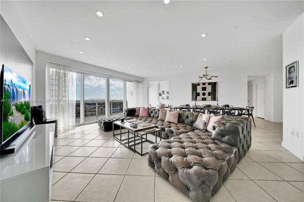Majestic Tower At Bal Harbour, 9601 Collins Ave #809, Bal Harbour, Florida 33154, image 1