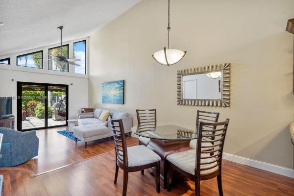 Briar Bay Townhouse Estates, 9264 SW 132nd St, Kendall, Florida 33176, image 3