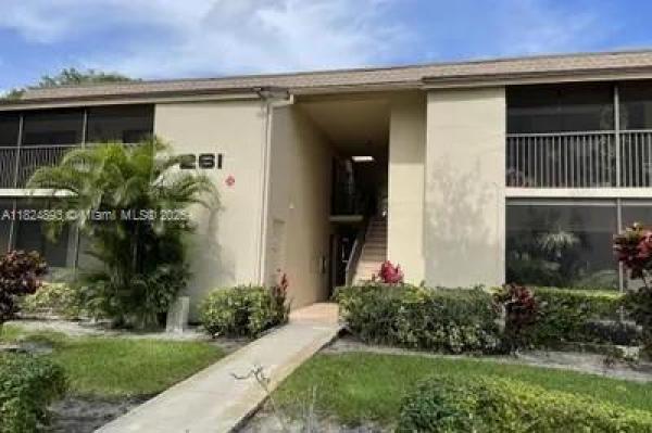 Hidden Woods Of Deer Creek, 261 Deer Creek Blvd #1205, Deerfield Beach, Florida 33442, image 2