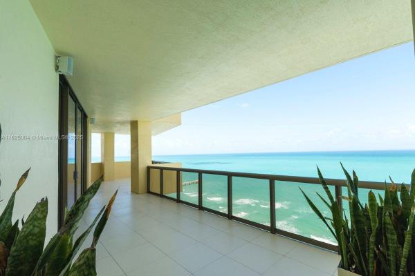 Sayan, 16275 Collins Ave #2401, Sunny Isles Beach, Florida 33160, image 1