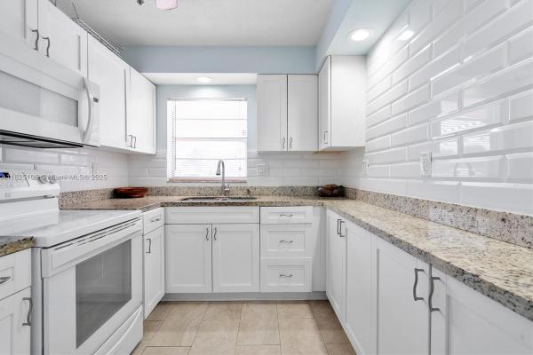 Tallwood West, 1200 Tallwood Ave #109, Hollywood, Florida 33021, image 1