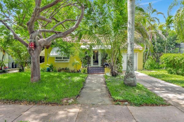 Coconut Grove, 230 Aledo Ave, Coral Gables, Florida 33134, image 1