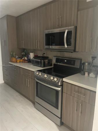 Bonaventure Townhouses, 301 Bonaventure Blvd #8, Weston, Florida 33326, image 1