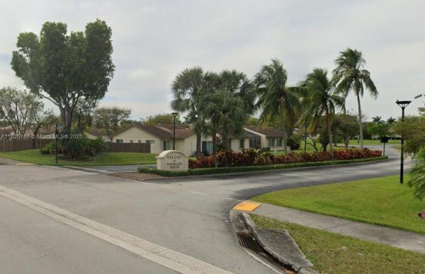 10909 SW 117th Pl, Miami, Florida 33186, image 1