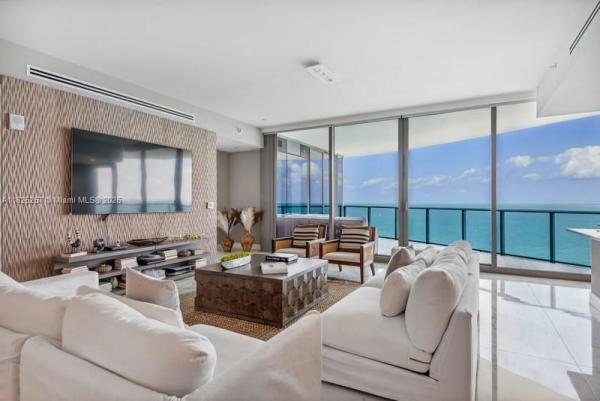 The Ritz-Carlton Residences, 15701 Collins Ave #2902, Sunny Isles Beach, Florida 33160, image 3