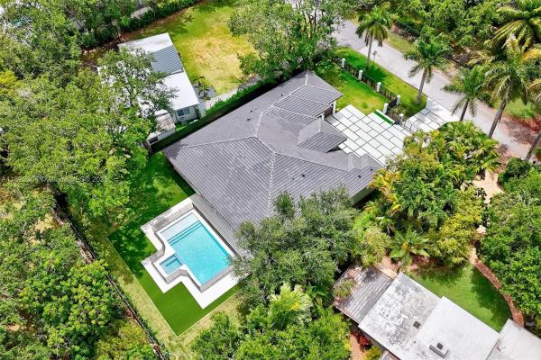 Acre Estates, 7025 SW 80th Ct, Glenvar Heights, Florida 33143, image 3