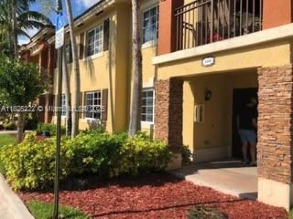 1005 NE 34th Ave #104, Unincorporated Dade County, Florida 33033, image 1