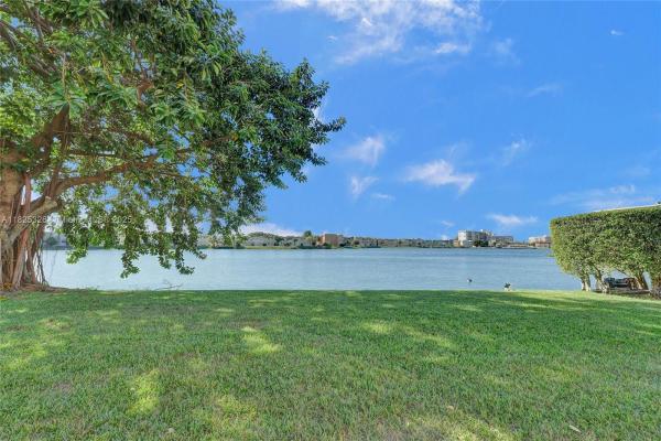 1750 NE 191st St #106-1, Miami, Florida 33179, image 1