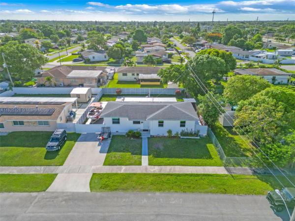 15041 Pierce St, Miami, Florida 33176, image 1