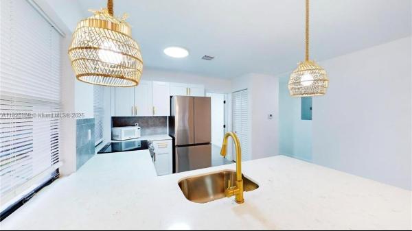 2529 NE 181st St #1, North Miami Beach, Florida 33160, image 1