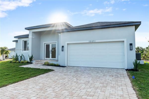 10071 Kingsville, Port Charlotte, Florida 33981, image 1