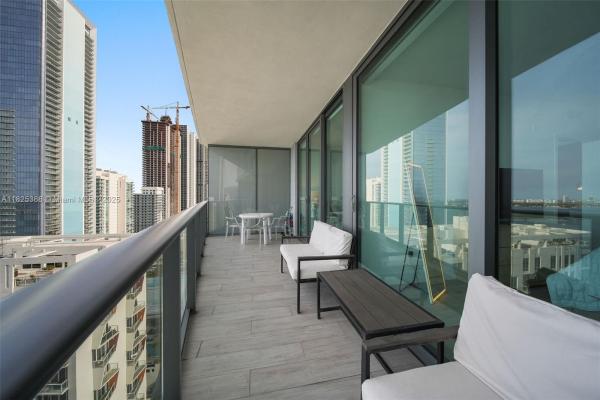 Icon Bay, 460 NE 28th St #2407, Miami, Florida 33137, image 3