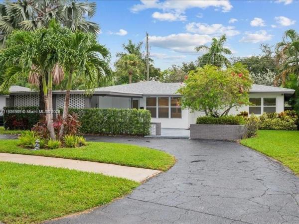 Jenada Villas, 2932 NW 8th Ave, Wilton Manors, Florida 33311, image 1