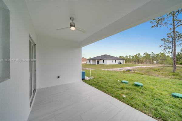 424-426 Grant Blvd, Lehigh Acres, Florida 33974, image 1