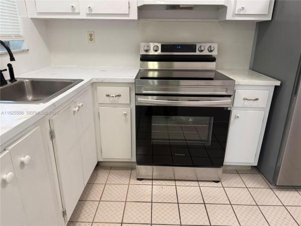 Sunrise Lakes 2, 8345 Sunrise Lakes Blvd #312, Sunrise, Florida 33322, image 1