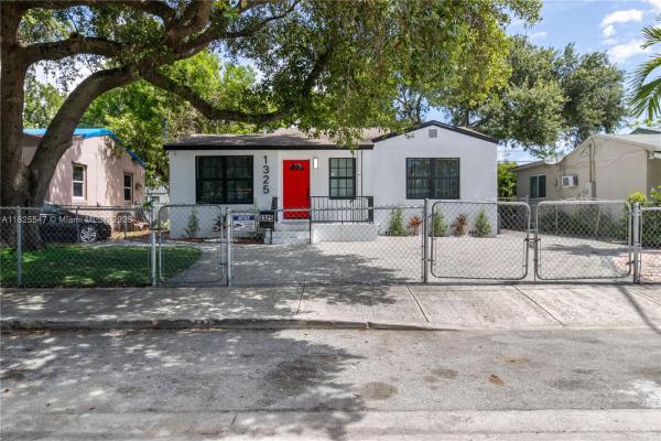 Palm Park, 1325 NW 51st St, Miami, Florida 33142, image 1