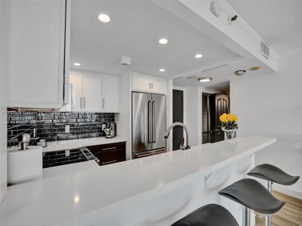Greenwich, 1470 NE 123rd St #APH9, North Miami, Florida 33161, image 2