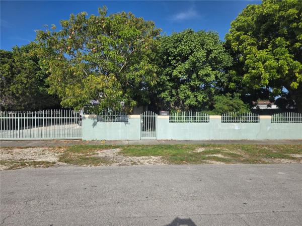 20201 SW 117th Ct, Miami, Florida 33177, image 1