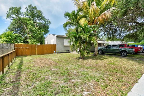 South Hollywood, 2550 Washington St, Hollywood, Florida 33020, image 1