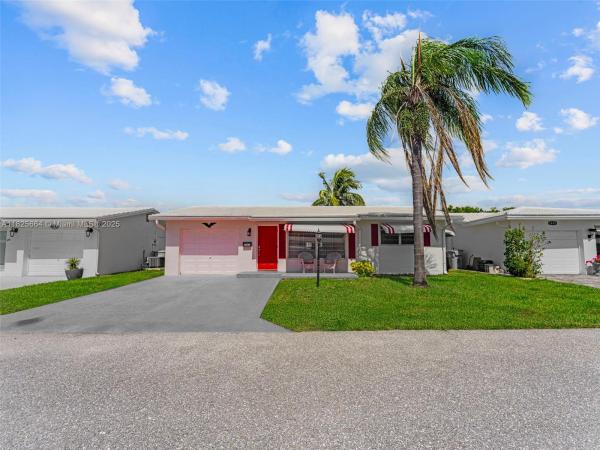 Leisureville, 2991 NW 1st Dr, Pompano Beach, Florida 33064, image 2