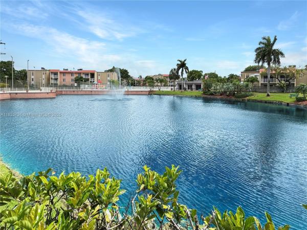 Doral Gardens 2, 5201 Geneva Way #201, Doral, Florida 33166, image 1