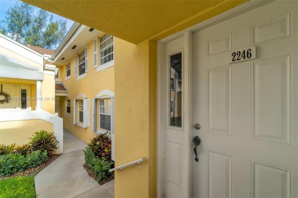 Centergate, 2246 SE 27th Dr #204-D, Homestead, Florida 33035, image 2