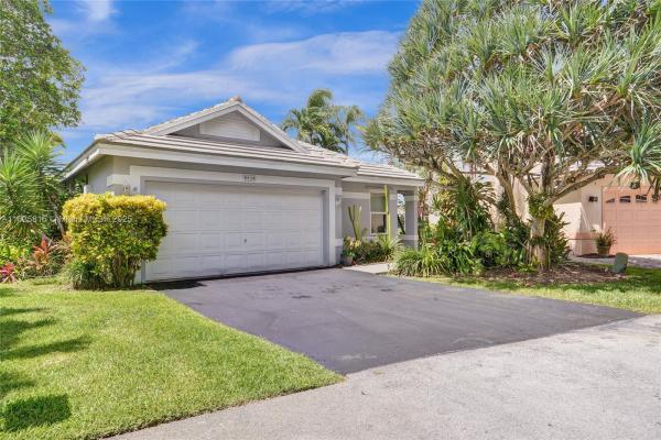 Chapel Hill, 8820 Woodside Ct, Davie, Florida 33328, image 1