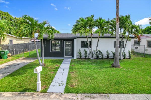 Lincoln Estates, 10861 SW 222nd St, Goulds, Florida 33170, image 2