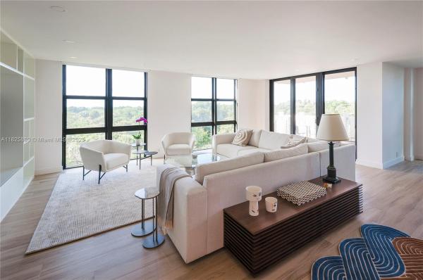 Towers Of Key Biscayne, 1121 Crandon Blvd #D301, Key Biscayne, Florida 33149, image 1