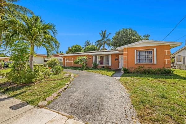 East Gate Estates, 2370 NW 34th Ter, Lauderdale Lakes, Florida 33311, image 2